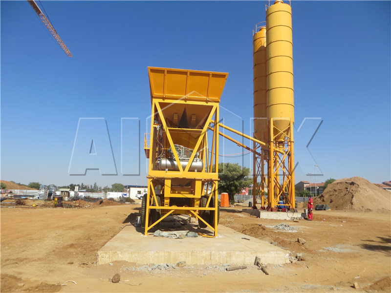 mobile concrete batching plant